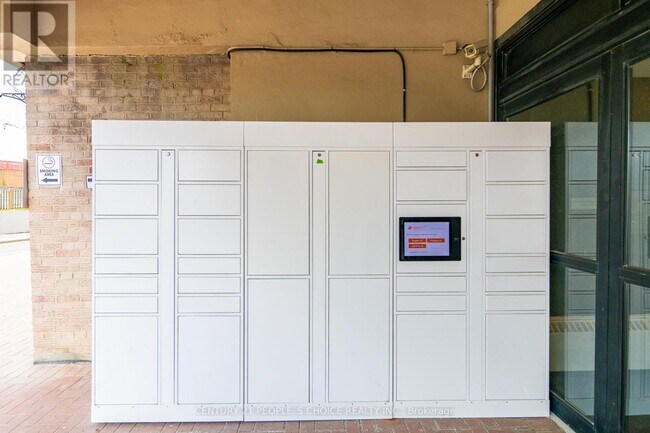 Photo - 3390 Weston Rd Unit 902