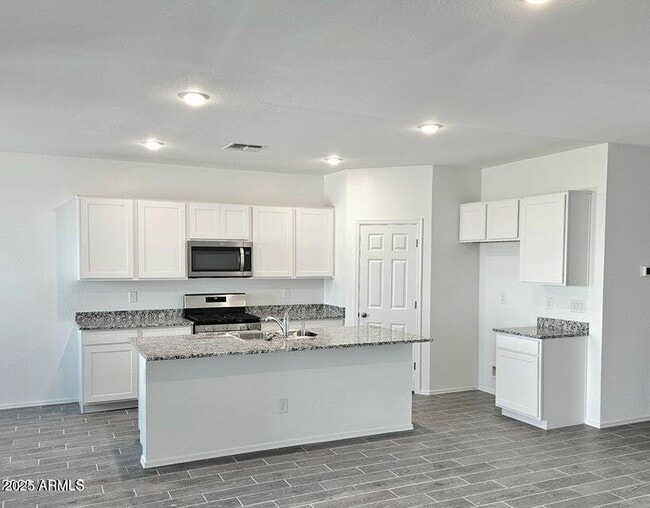 Photo - 47860 W Moeller Rd