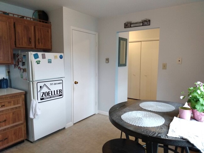 Photo - 2860 Fillmore Dr