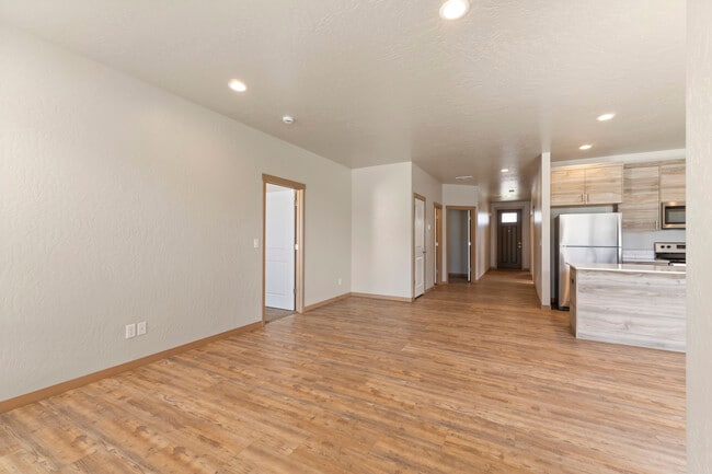 Building Photo - Thayer Cottages