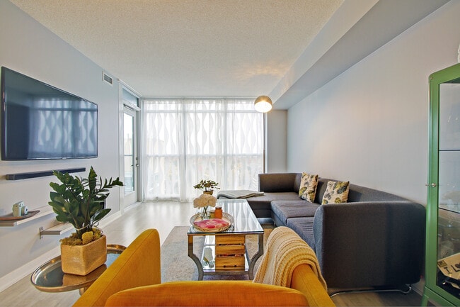 Photo - 19 Singer Ct