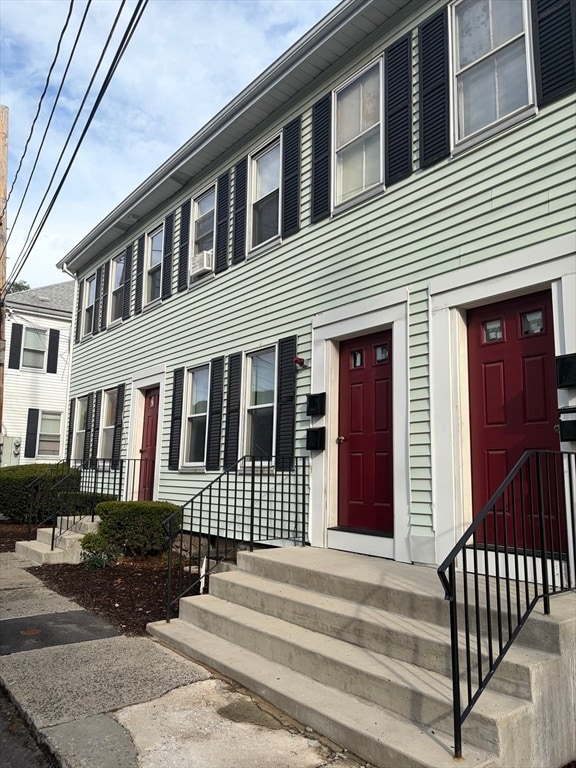 Building Photo - 9 Exchange Ct Unit 1 Rental