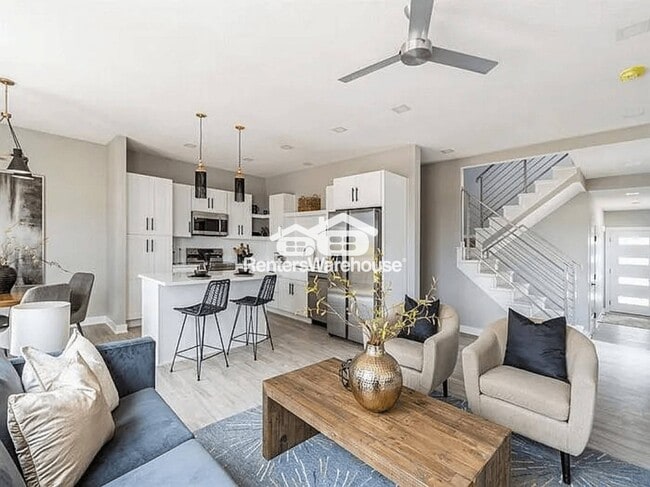 Photo - 15588 Rocklyn Pl