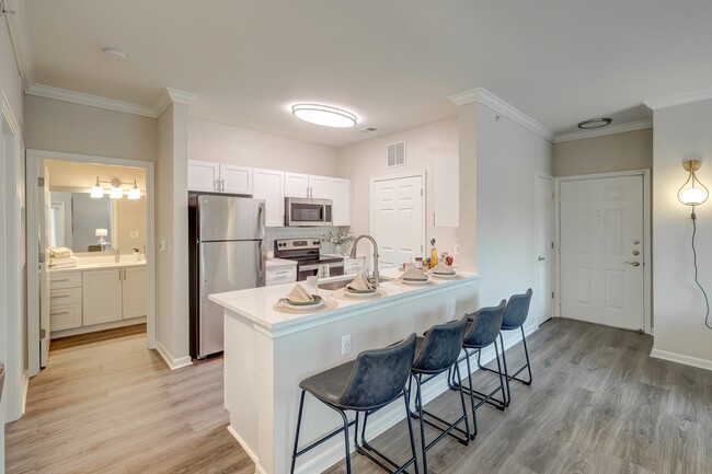 Building Photo - Centerview at Crossroads Rental