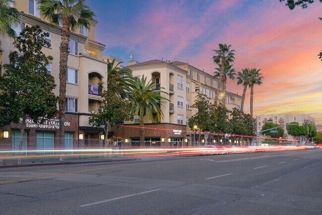 Photo - Pinnacle at Fullerton