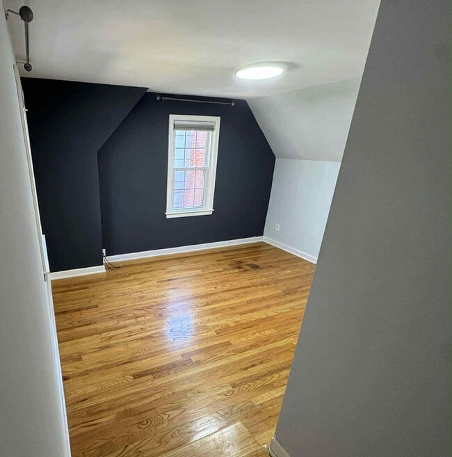 Photo - 400 E 65th St