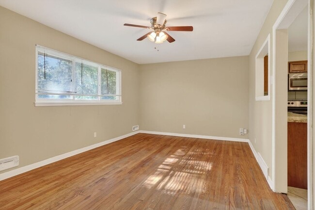 Photo - Unbeatable Prairie Village Location - 3BR/1BA Home, Fully Fenced Yard, Laundry Hook Ups, Attached...