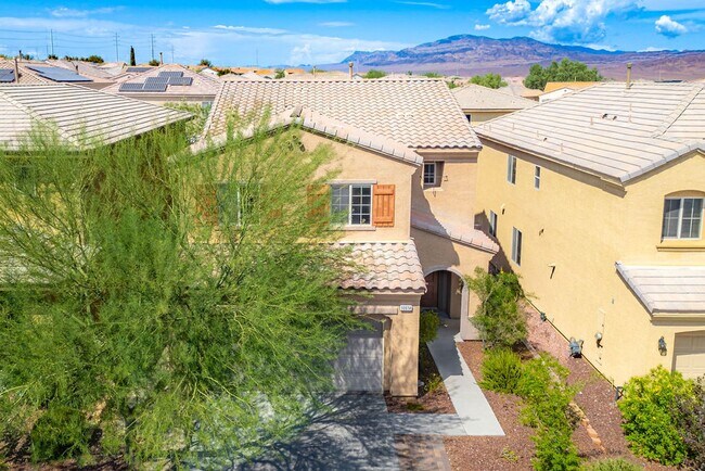 Photo - 10614 Mt Blackburn Ave