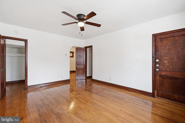 Photo - 4026 9th St NE Unit 1