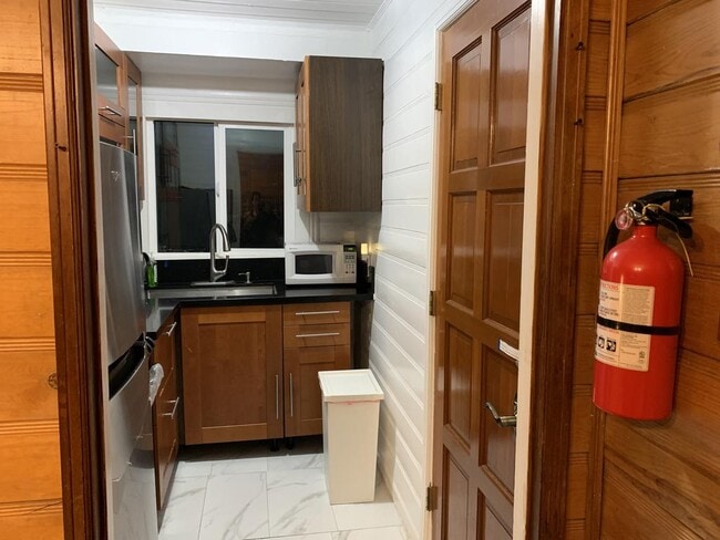 Photo - 542 Highland Rd