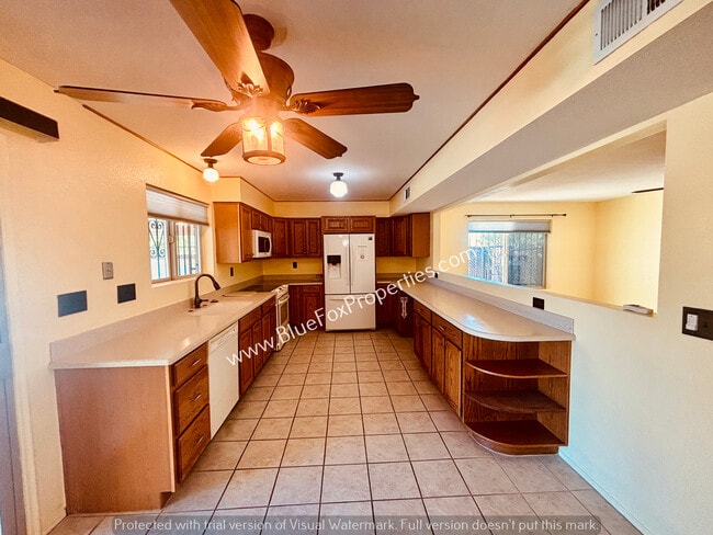 Photo - 8401 E Stella Rd