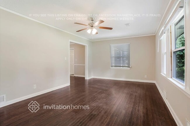 Photo - 2710 Ellen Way