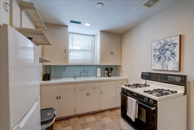 Photo - 2632 Stevens St Unit #5