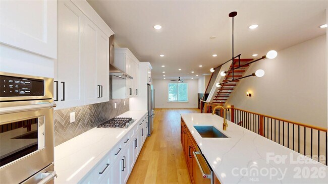 Photo - 156 Mattoon St