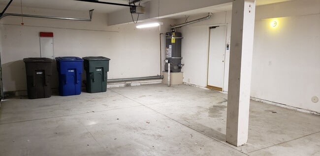 Photo - 7621 Kelty Dr