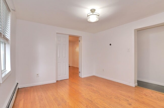Photo - 509 7th St Unit 1