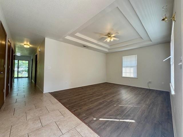 Photo - 221 Fox Run Pl