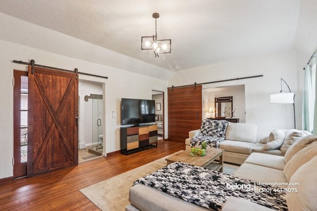 Photo - 522 Westminster Ave