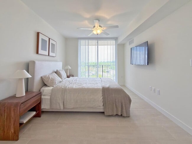 11330 SW 3rd St Unit B1