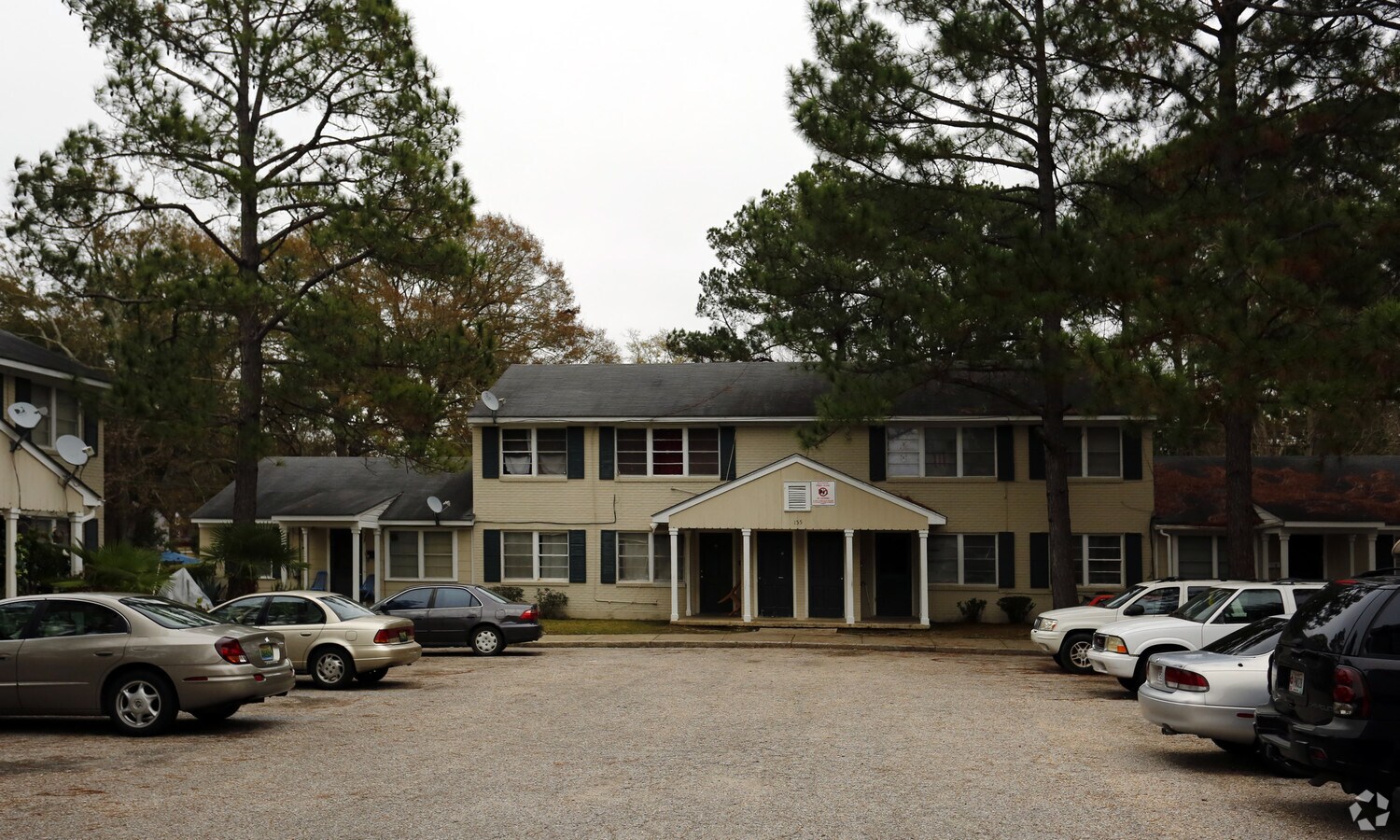 Photo - Briarwood Apartments