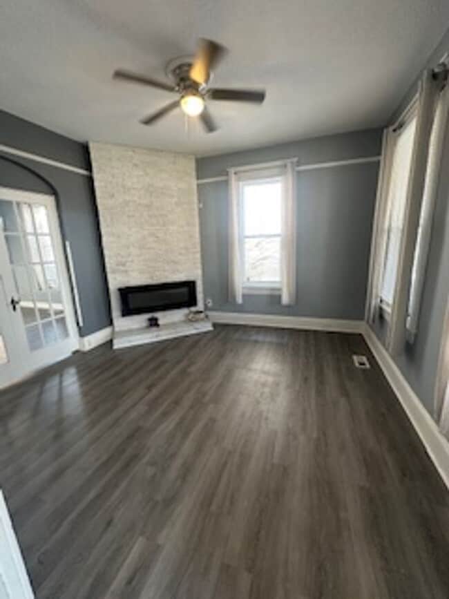 Photo - Beautiful House for Rent with Large Yard!