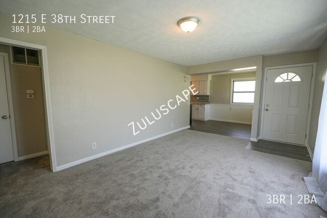Photo - 1215 E 38th St