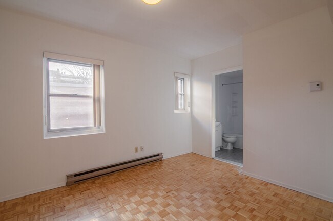 Photo - 539 Rue Prince Arthur O Unit 15