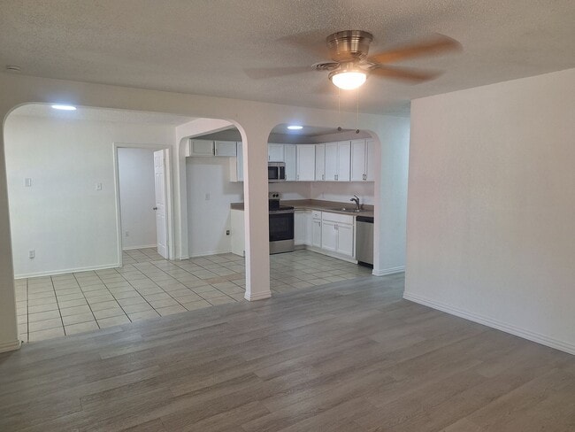 Photo - Spacious 4-Bedroom Retreat