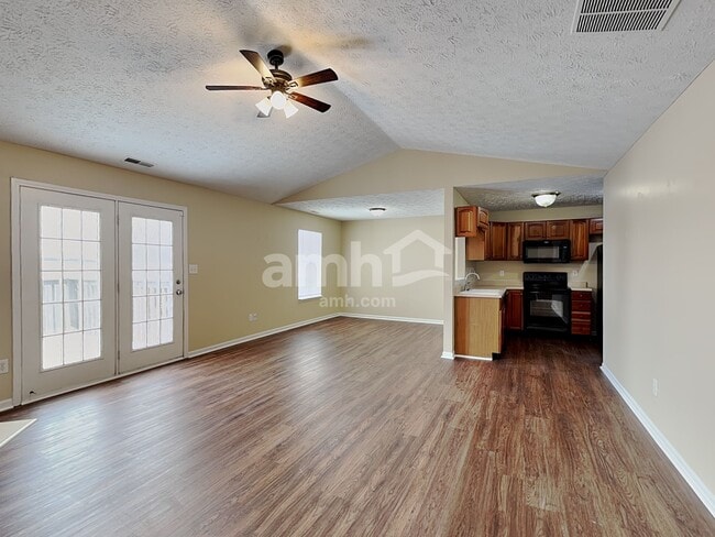 Photo - 1484 Persimmon Cir