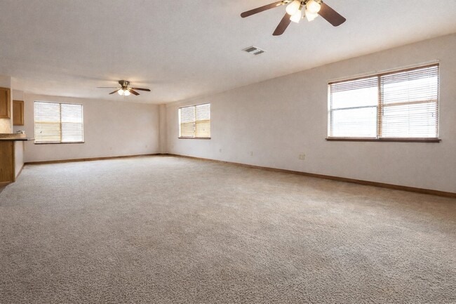 Photo - 925 Clubside Dr Unit A