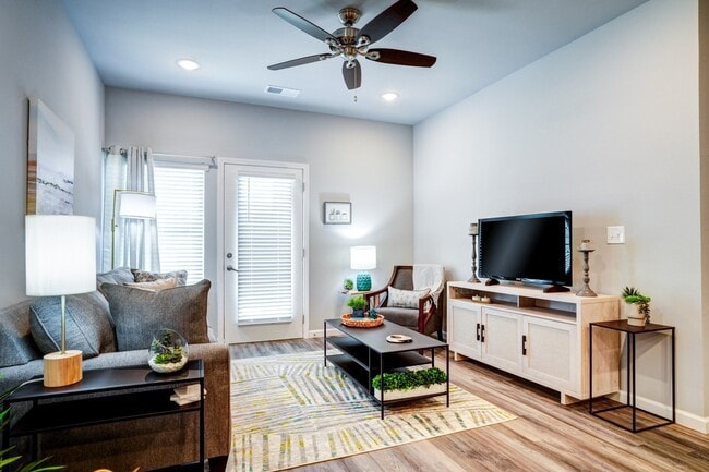 5604 Apartments