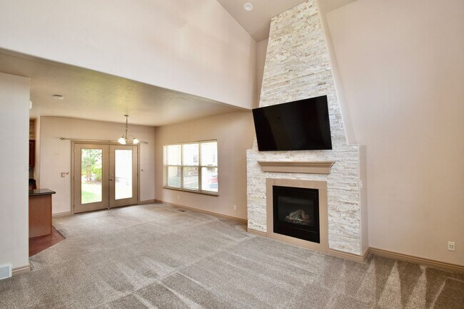 Photo - 3 Bed 2.5 Bath Home in HOA Community with Great Amenities!