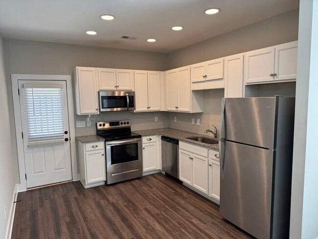 Photo - 4004 Ashley Dr