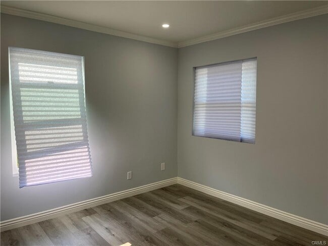 Building Photo - 717 Joaquin Rd Rental