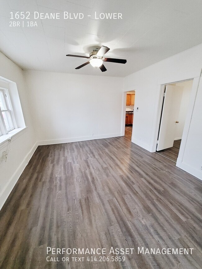 Photo - Beautiful 2 bedroom Racine lower unit Unit Lower