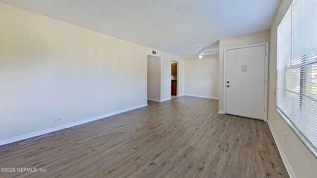 Photo - 480 Bentwood Ln Unit A