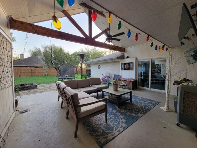 Photo - 12403 Tottenham Dr