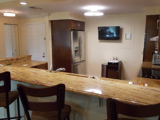 Photo - 154 Lynnway Unidad 309