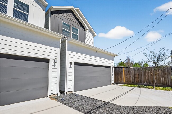 Photo - 6626 Highrock Rd