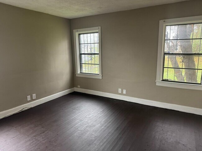 Photo - 2027 36th Ave N