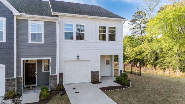 Photo - Charming 3 Bedroom Home located in Wake Forest
