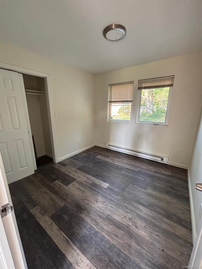 Photo - 652 Bayview Ave