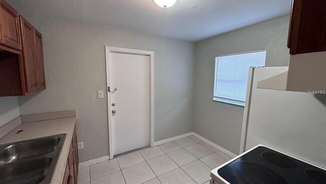 Photo - 104 Doctor M.L.K. Jr Ave