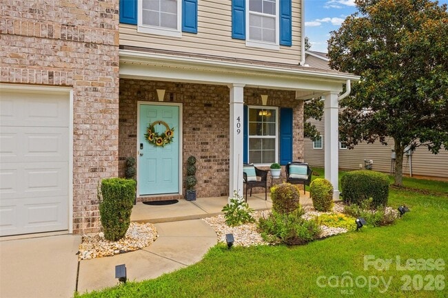 Photo - 409 Elizabeth Valley Ln