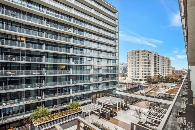 Building Photo - 131-03 40th Rd Unit 12E Rental