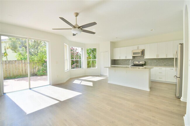 Photo - 4534 NW 94th Pl