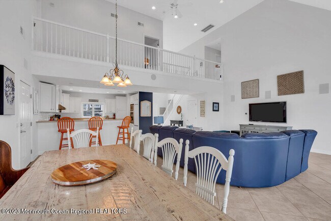 Photo - 304 Cutter Ln