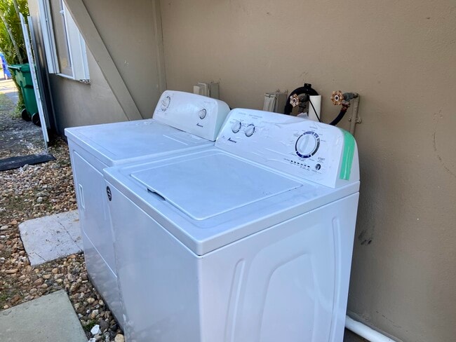 Photo - 2982 SW 25th St Unit #2