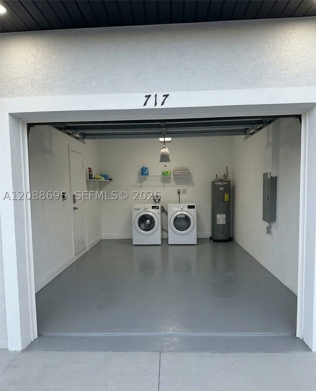 1077 AINSWORTH 0