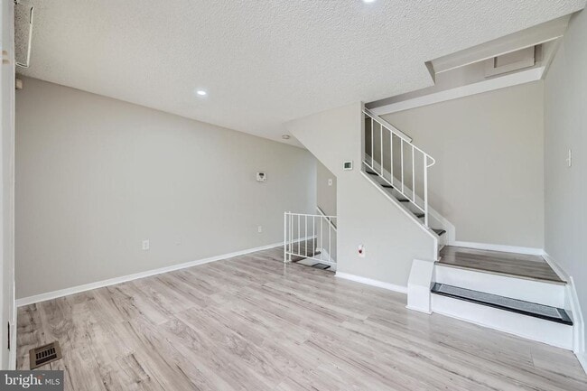 Photo - Modern 3-Bedroom Gem with Deck